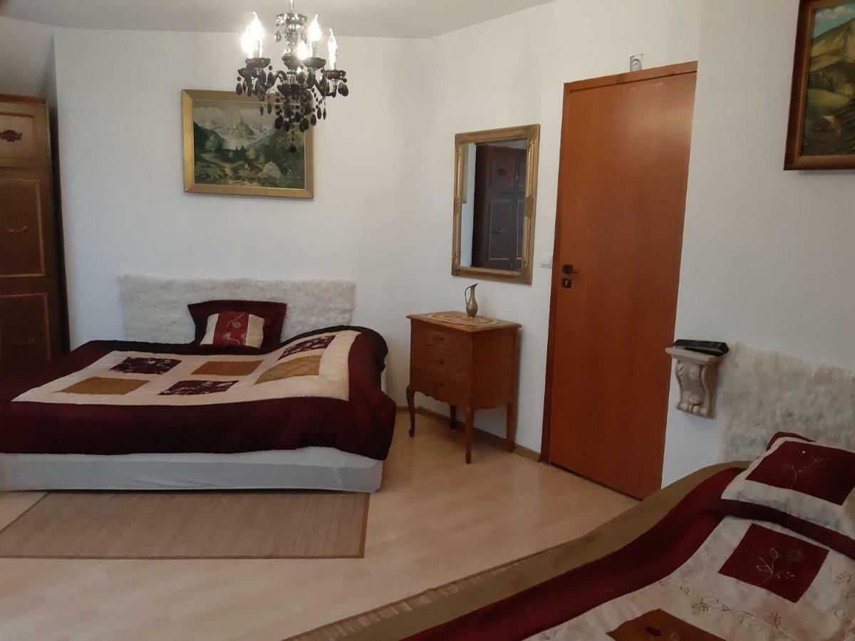 Zajazd Ponikiew - Noclegi Wadowice Dış mekan fotoğraf