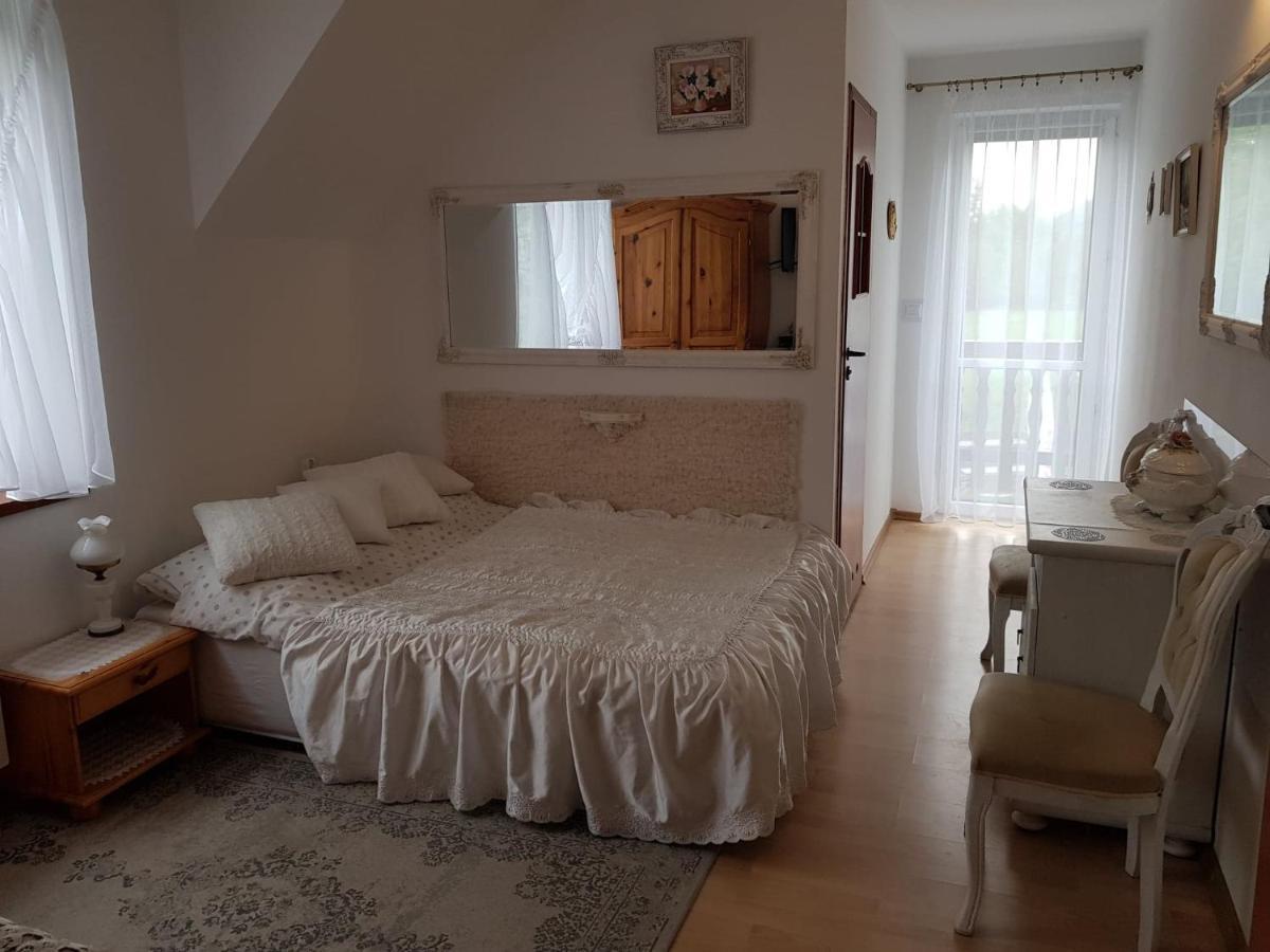 Zajazd Ponikiew - Noclegi Wadowice Dış mekan fotoğraf